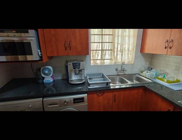 2 BEDROOM TOWNHOUSE FOR SALE IN MONTANA